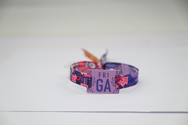 哪家公司制作公交IC卡好？？？LETOU乐投公交IC卡厂家