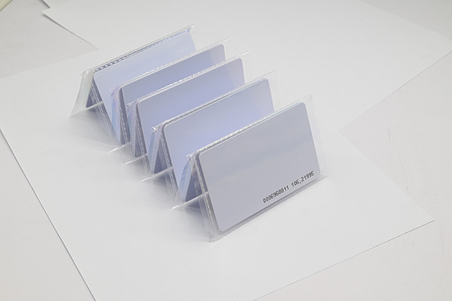 【解答】为什么IC卡要做初始化事情，，，，，而ID卡不必