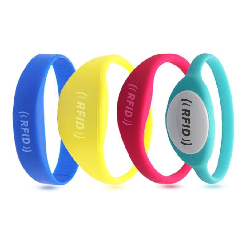 老街-腾龙娱乐公司l5559858555客服司理电话微信
3