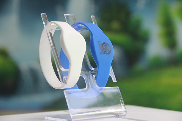 翻模ic腕带操作要领。。。。。