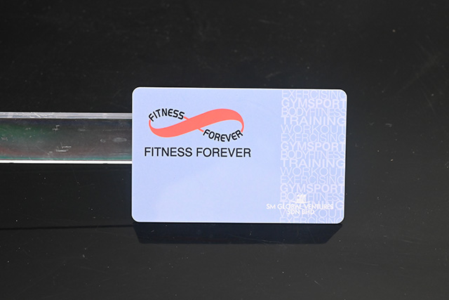 金属卡的制作和pvc卡的制作有什么区别呢？？？？？？？