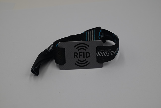 LETOU乐投为医院提供感应式IC医院就诊卡，，，，，利益多