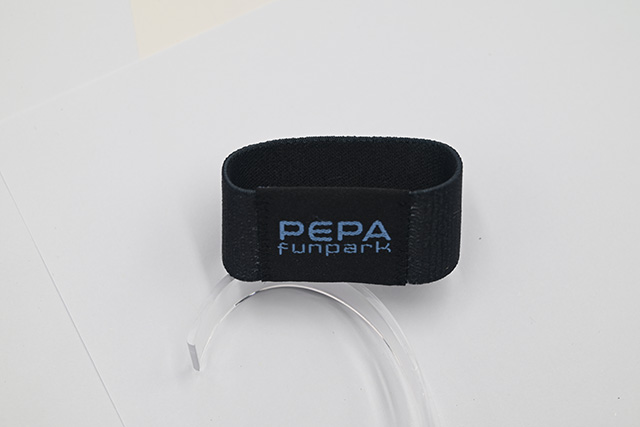 法定充电卡实验区揭牌一年后，，，充电卡小我私家余额开通近39万个