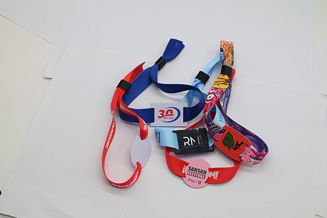 医院就诊卡的制作流程是什么呢？？？？？